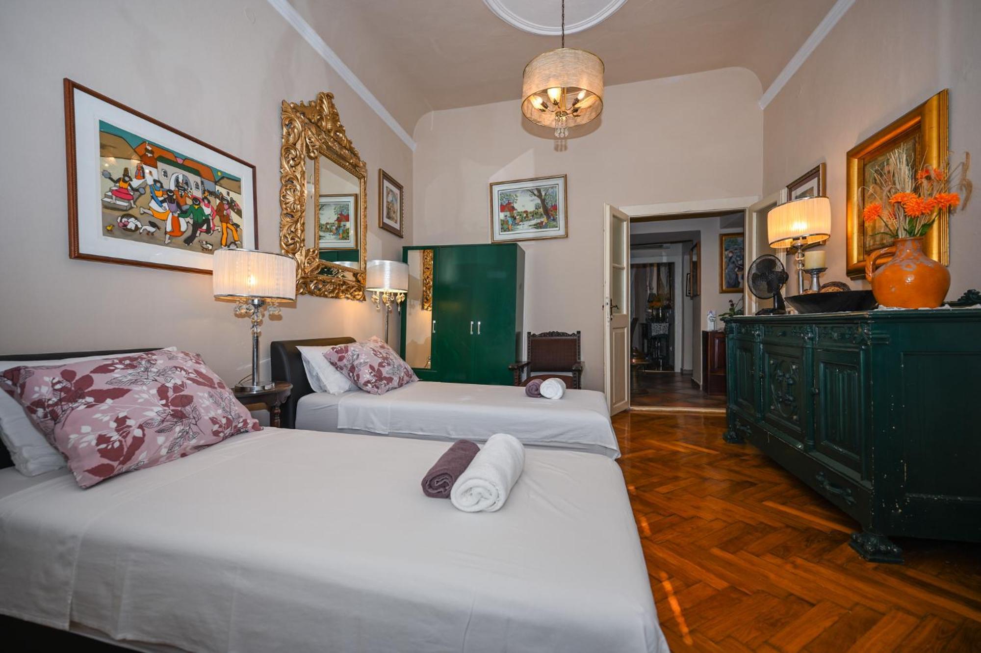 Large Three Bedroom, Center Of Old Town Dubrovnik Kültér fotó